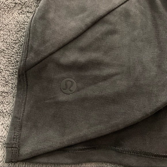 Open Tie-Back Tank Black size 8-10 - Picture 3 of 4